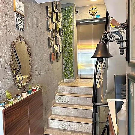 Pera Hotel 4*